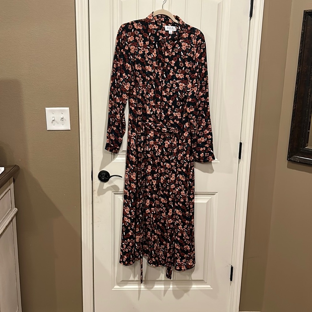 Long, button-down belted floral long sleeved dress, ELLE, XXL, NWOT